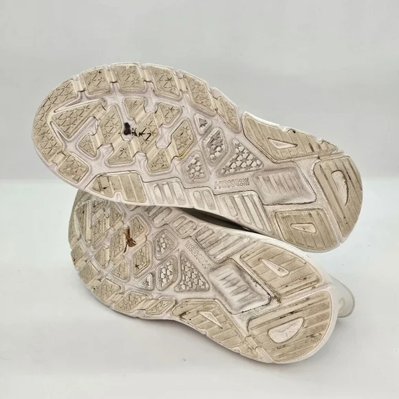 Hoka Arahi 7 Women's Running Shoes, White, US 6B – Preowned - Picture 10 of 13